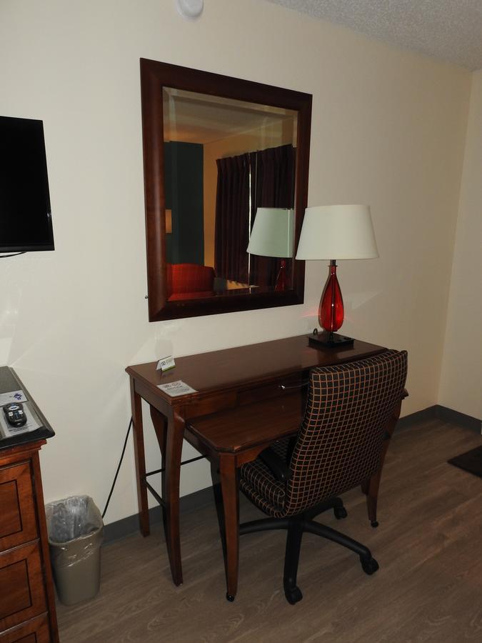 Edelweiss Inn Юрека Спрингс Екстериор снимка